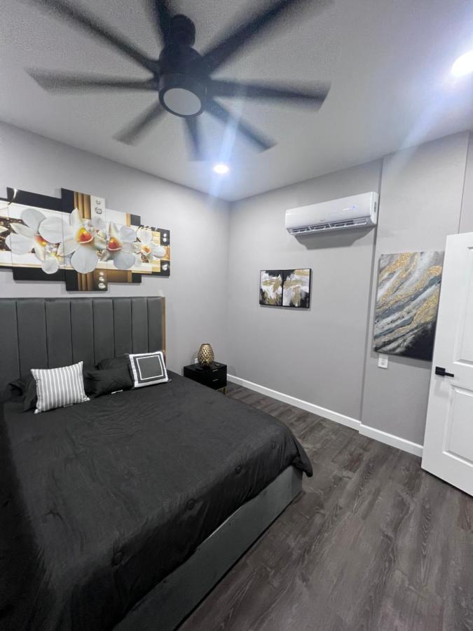 The Palm Suite Lehigh Acres Bagian luar foto