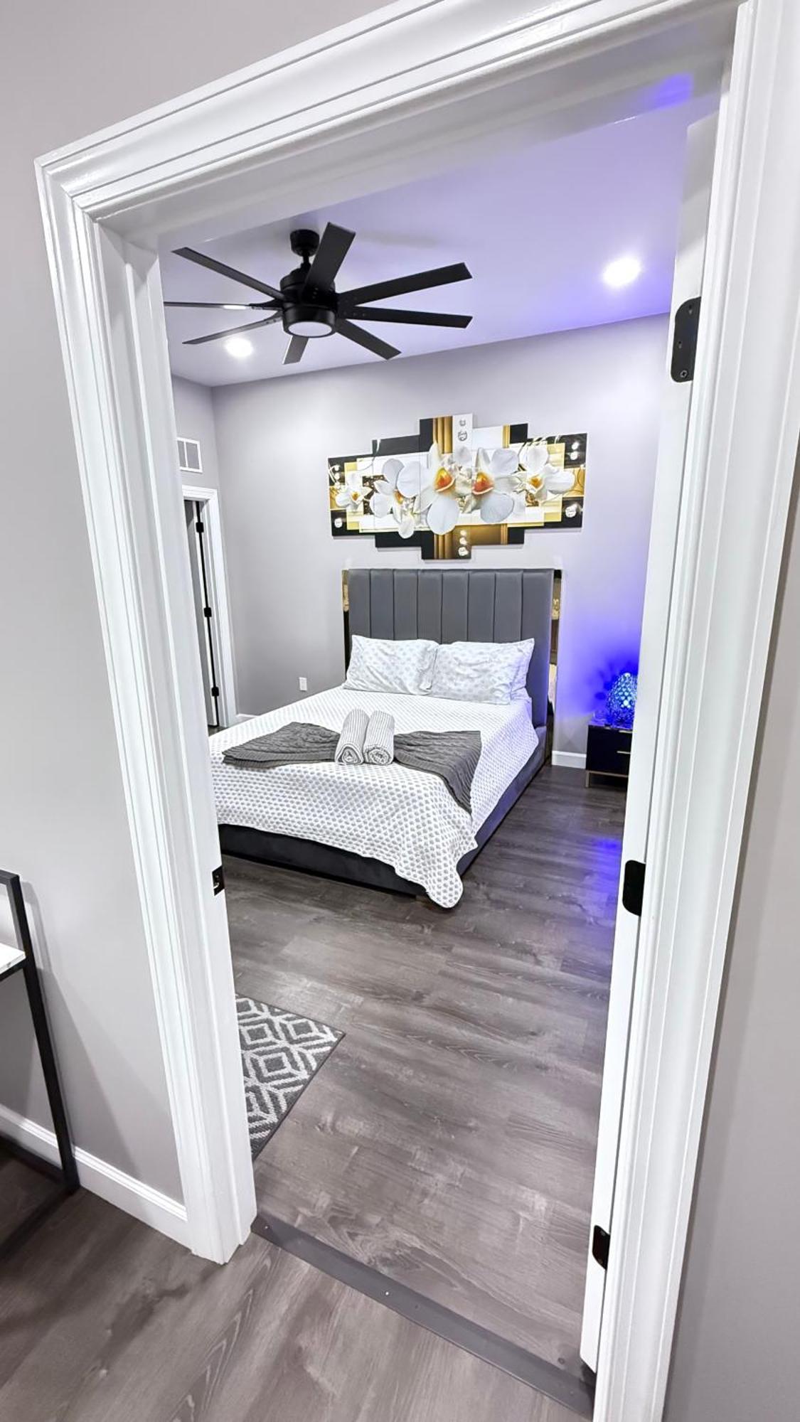 The Palm Suite Lehigh Acres Bagian luar foto